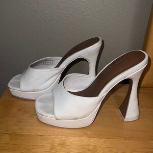 Retro Platform Heels White